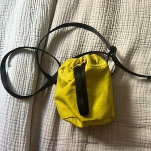 baggu mini bucket bag